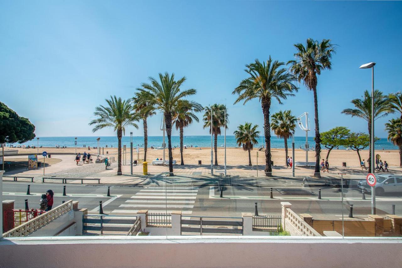 Beach House Cambrils Apartamento En Primera Linea De Playa Exterior photo